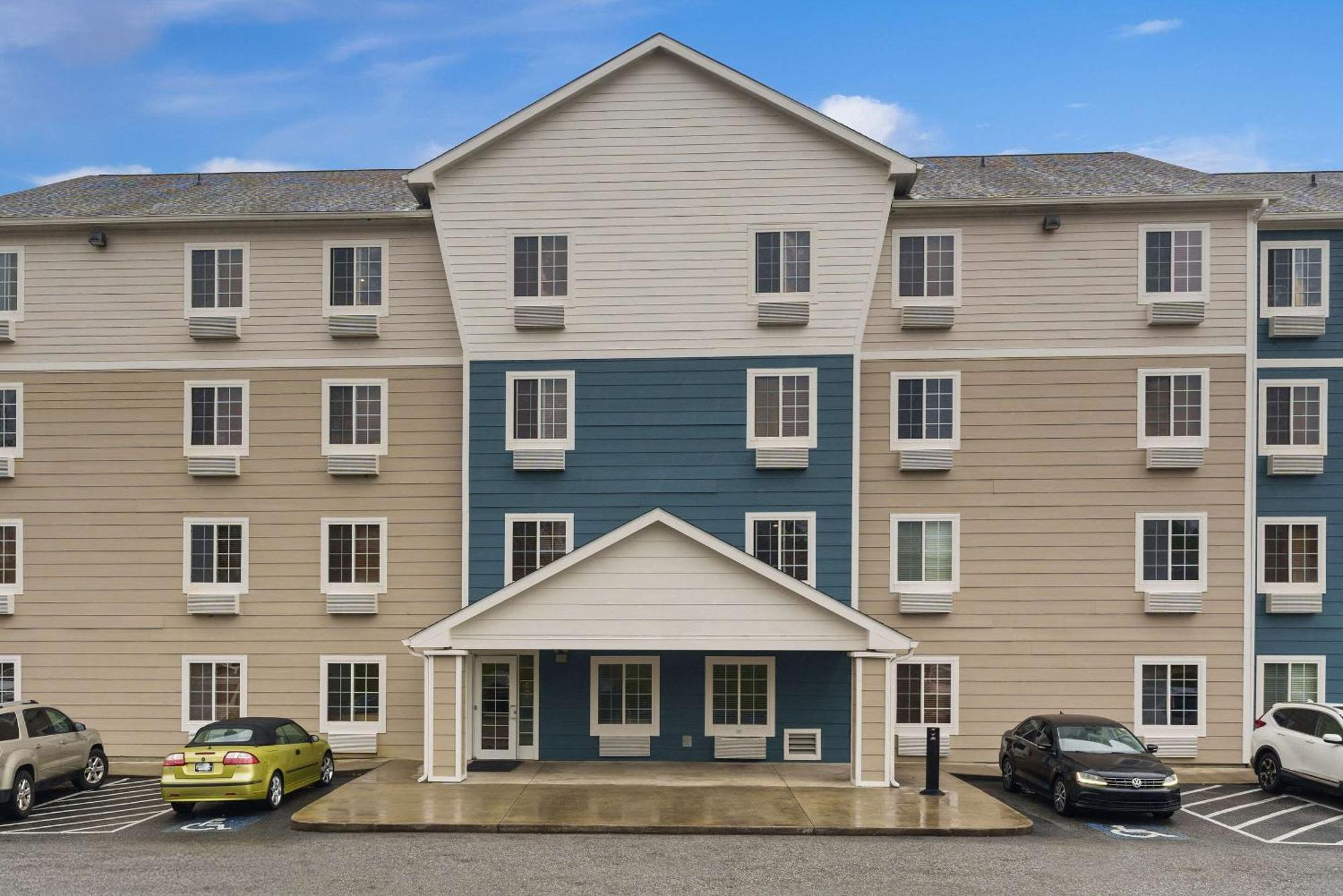 Hotel Woodspring North Macon